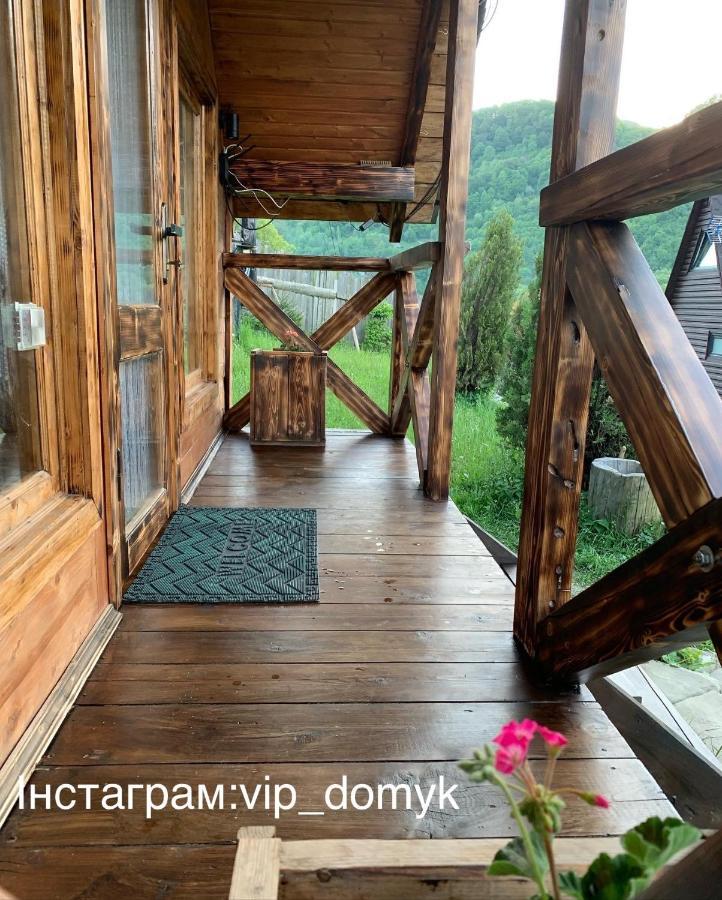 Vip-Domyk Rakhiv Ngoại thất bức ảnh